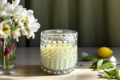 Vela Plandor Gardenia Colonial – Floral y Fresca (300g, Vidrio con tapa, 100% Cera de Soya Natural)